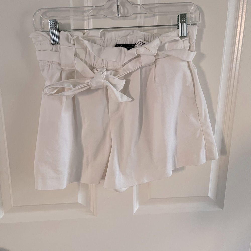 Zara paper bag shorts - Picture 2 of 4